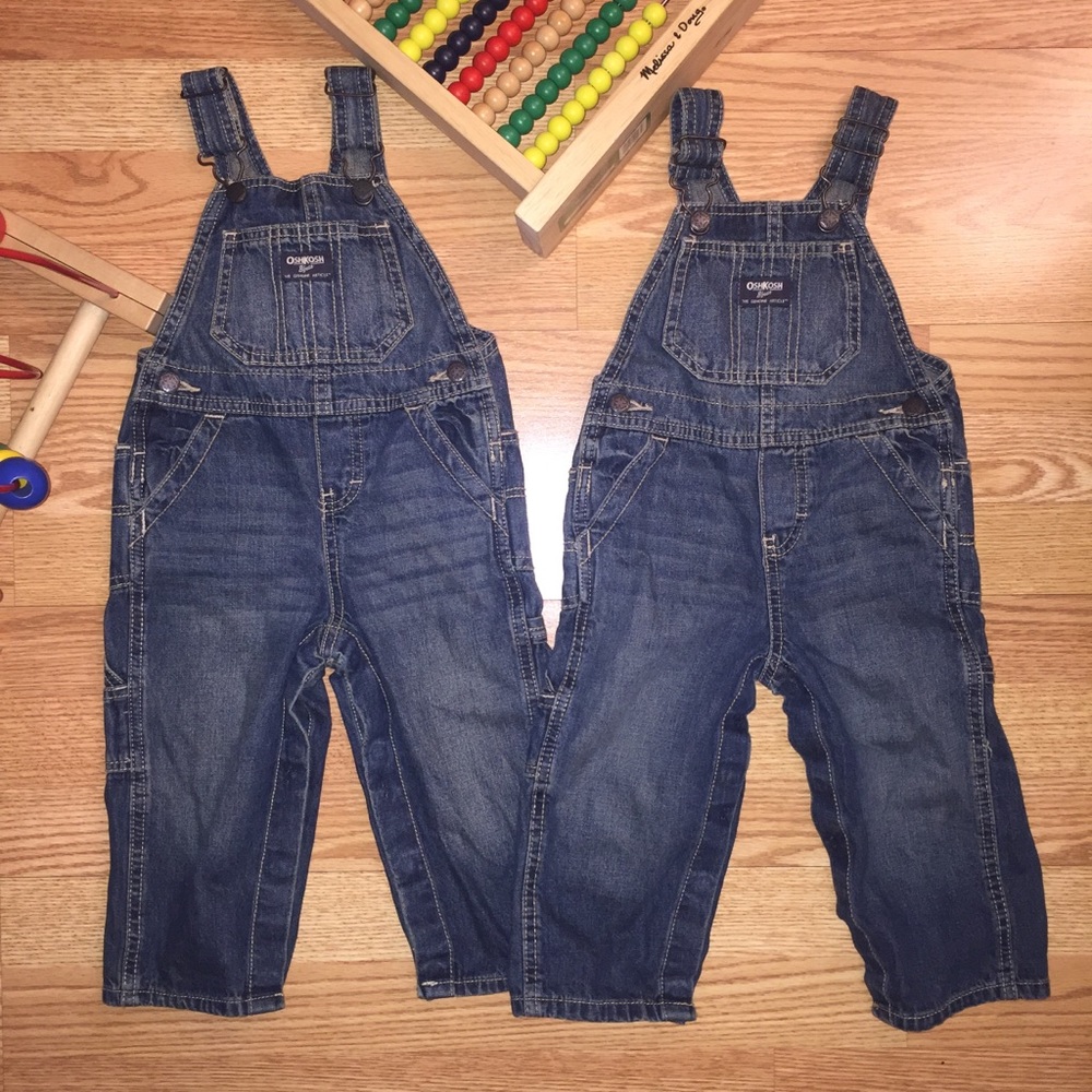 OshKoshB’Gosh Overalls Set of 2 /Sz. 18m